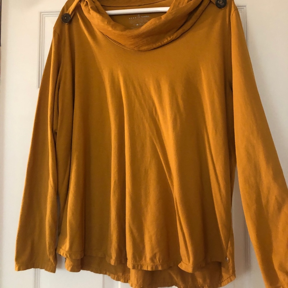 Gently used Neon Buddha Top